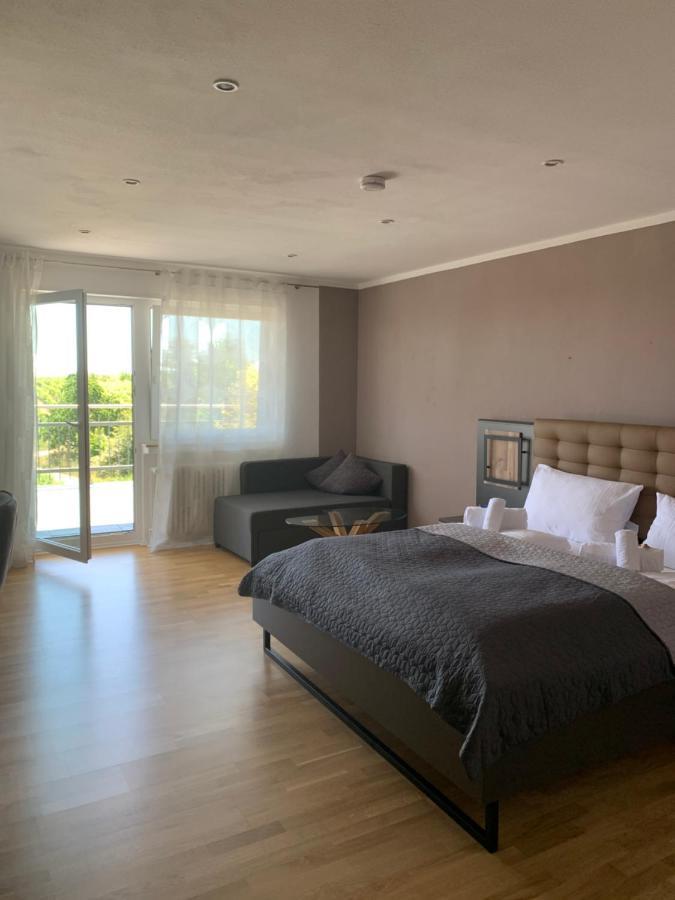 Hgh - Hotel Garni Helbig Нойштадт-ан-дер-Вайнштрасе Экстерьер фото